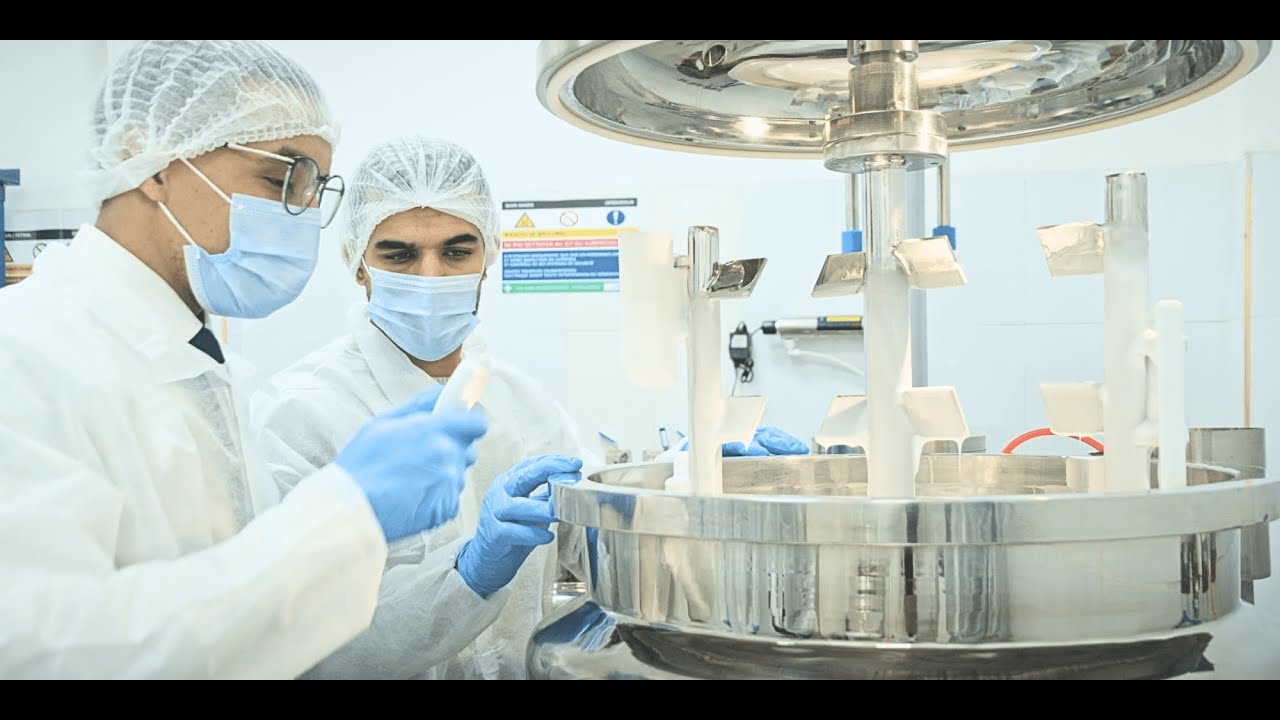 Laboratoire cosmétique au Maroc pour créer des produits personnalisés - Carmel Cosmetics Labs