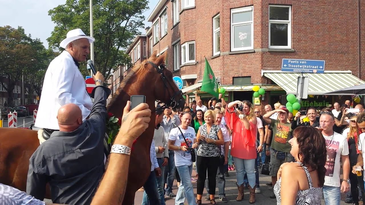 Haagse prins Leo valt voor zijn vrouw Christa