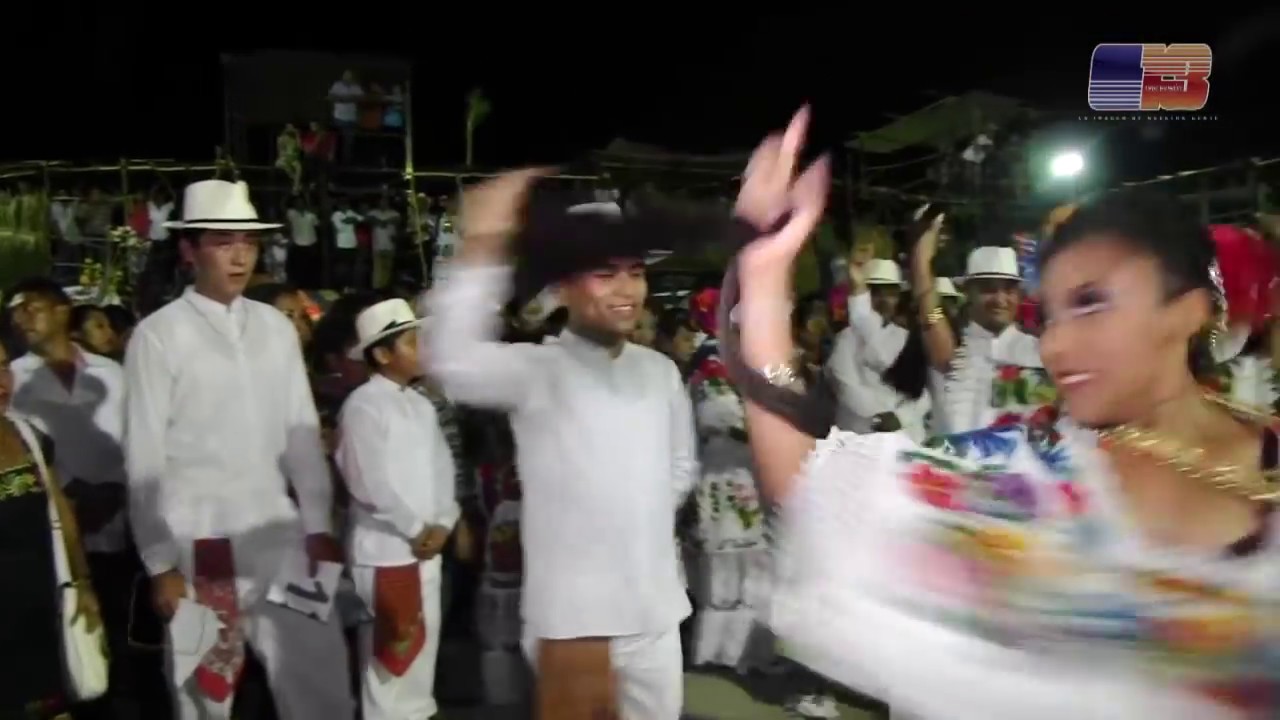 MAMITA FERIA TRADICIONAL
