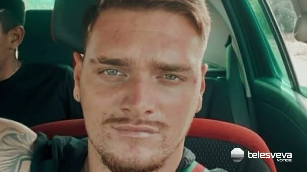 Le coltellate, il cadavere in casa per 24 ore, la confessione: i dettagli dell’omicidio di Molfetta