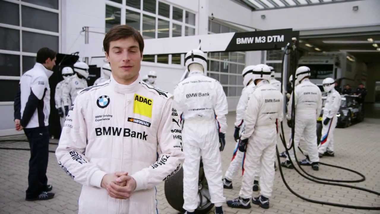 Bruno Spengler beim Boxenstopp: Schlagschrauber statt Lenkrad.