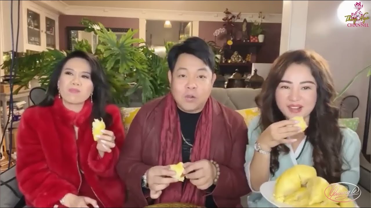 Clip Quang Lê, Mai Thiên Vân đột nhập nhà danh hài Thúy Nga lúc nửa đêm cực vui