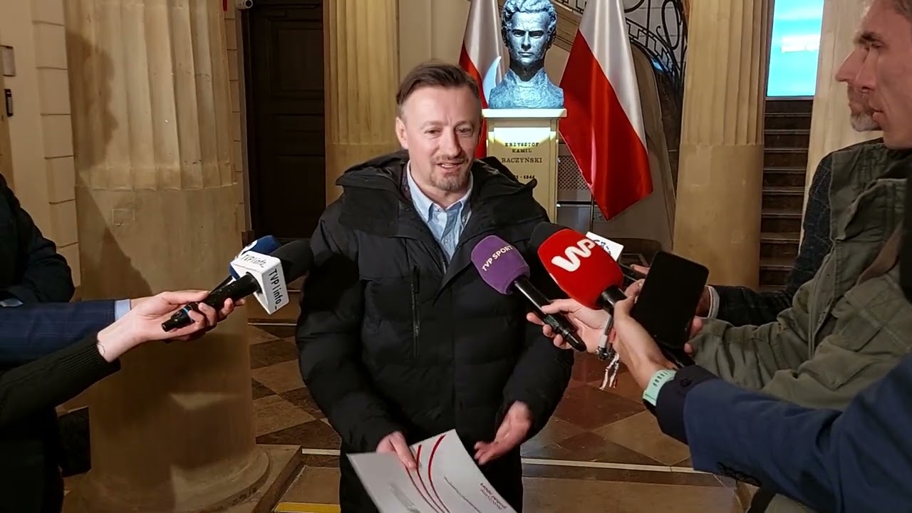 Adam Małysz po spotkaniu w Ministerstwie Sportu i Turystyki