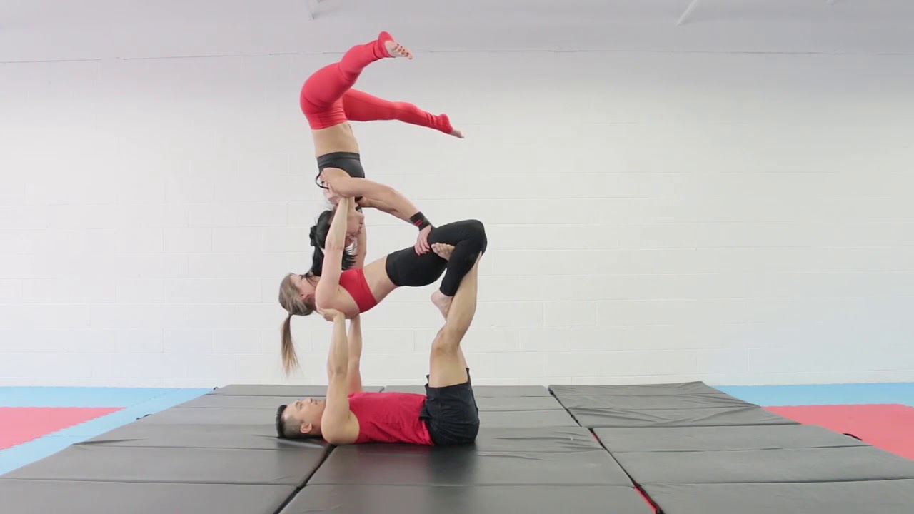 Flying Two Egyptian Goddess Tutorial (7 Acroyoga Trio Poses)