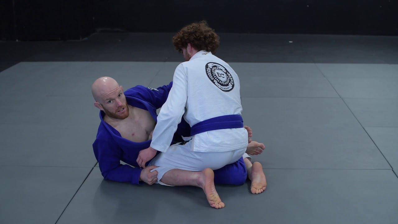 Knee Shield Half Guard - Entering X Guard