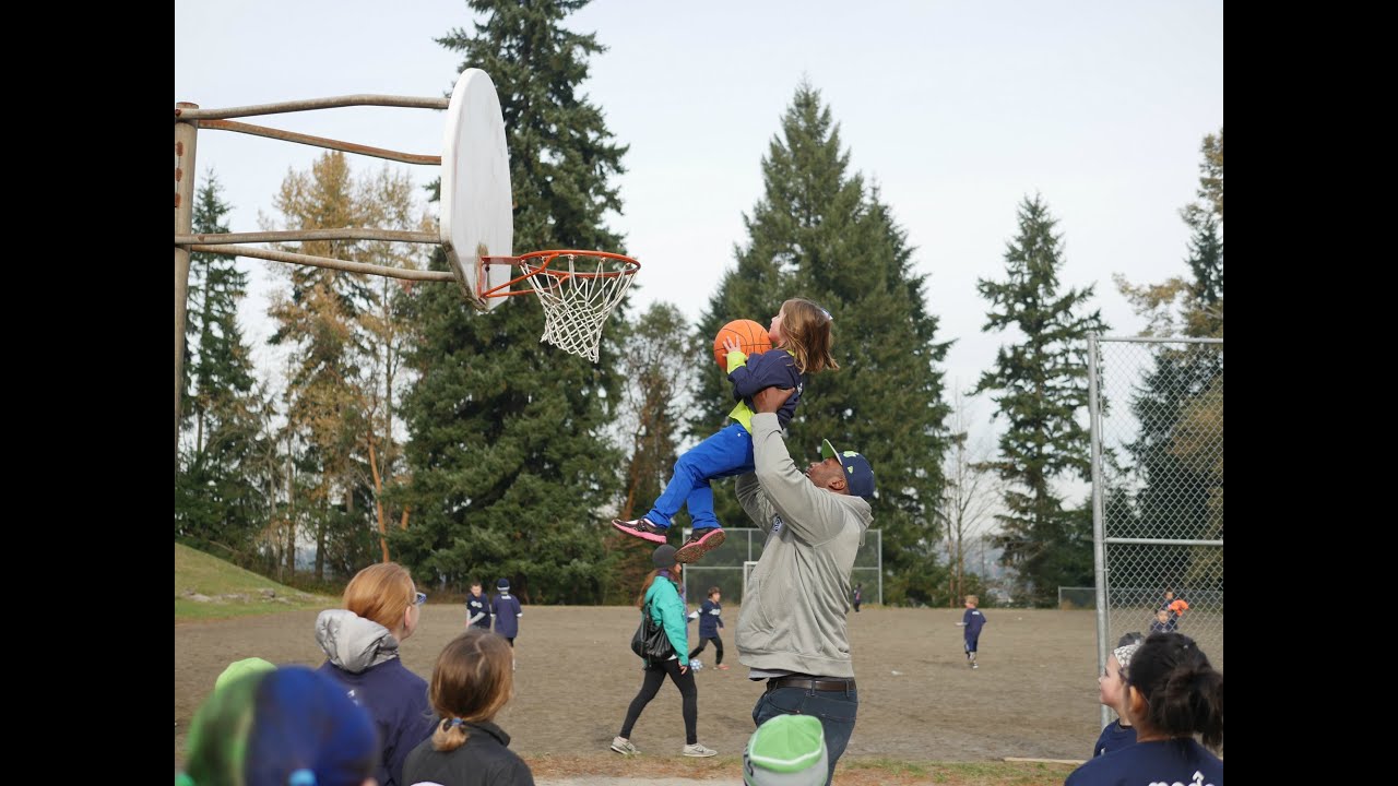 Seahawks Play 60 at Puesta del Sol Elementary with Jimmy Staten