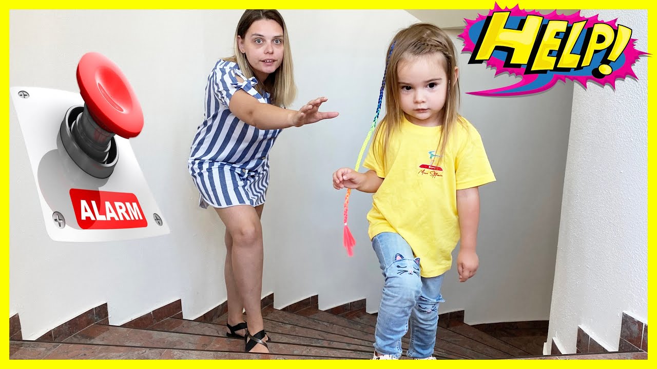 BRIANA s-a PIERDUT în HOTEL ROOM TOUR BULGARIA