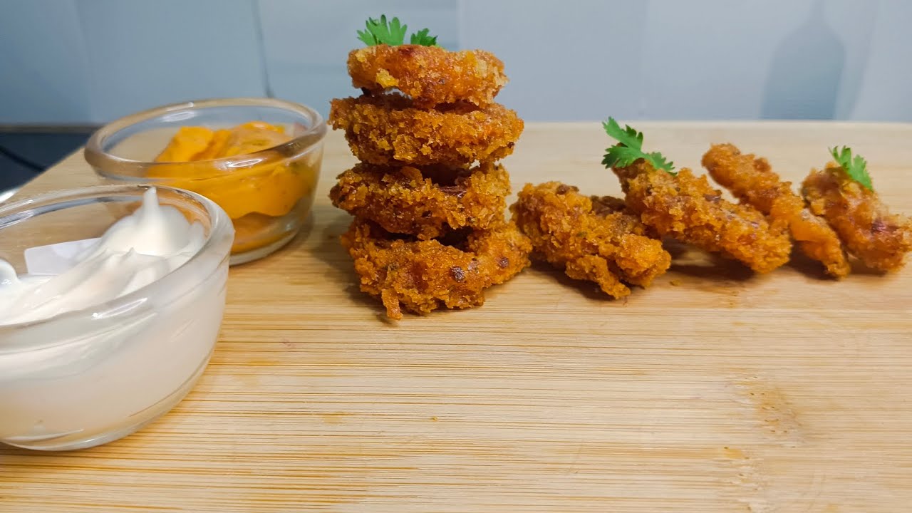 Golden & Crispy Onion Rings | Easy Snack Recipe😍