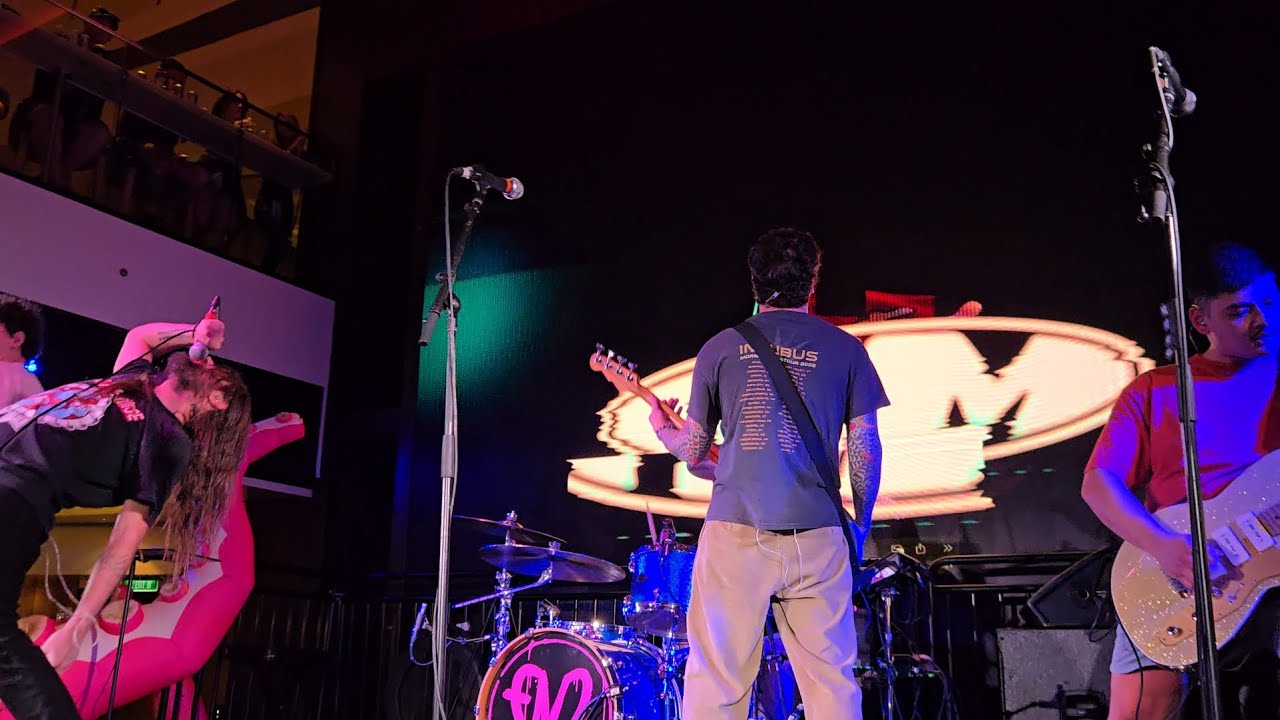 Hot Mulligan's Second Emo's Not Dead Cruise Set, But We Had An Actual Pit And Could Mosh 🤙🏾