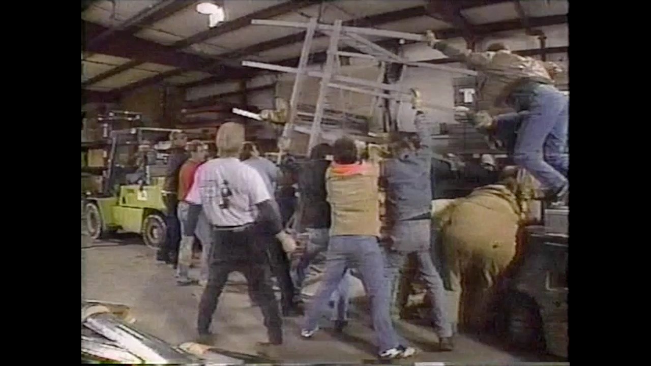 Rescue 911 - Warehouse accident