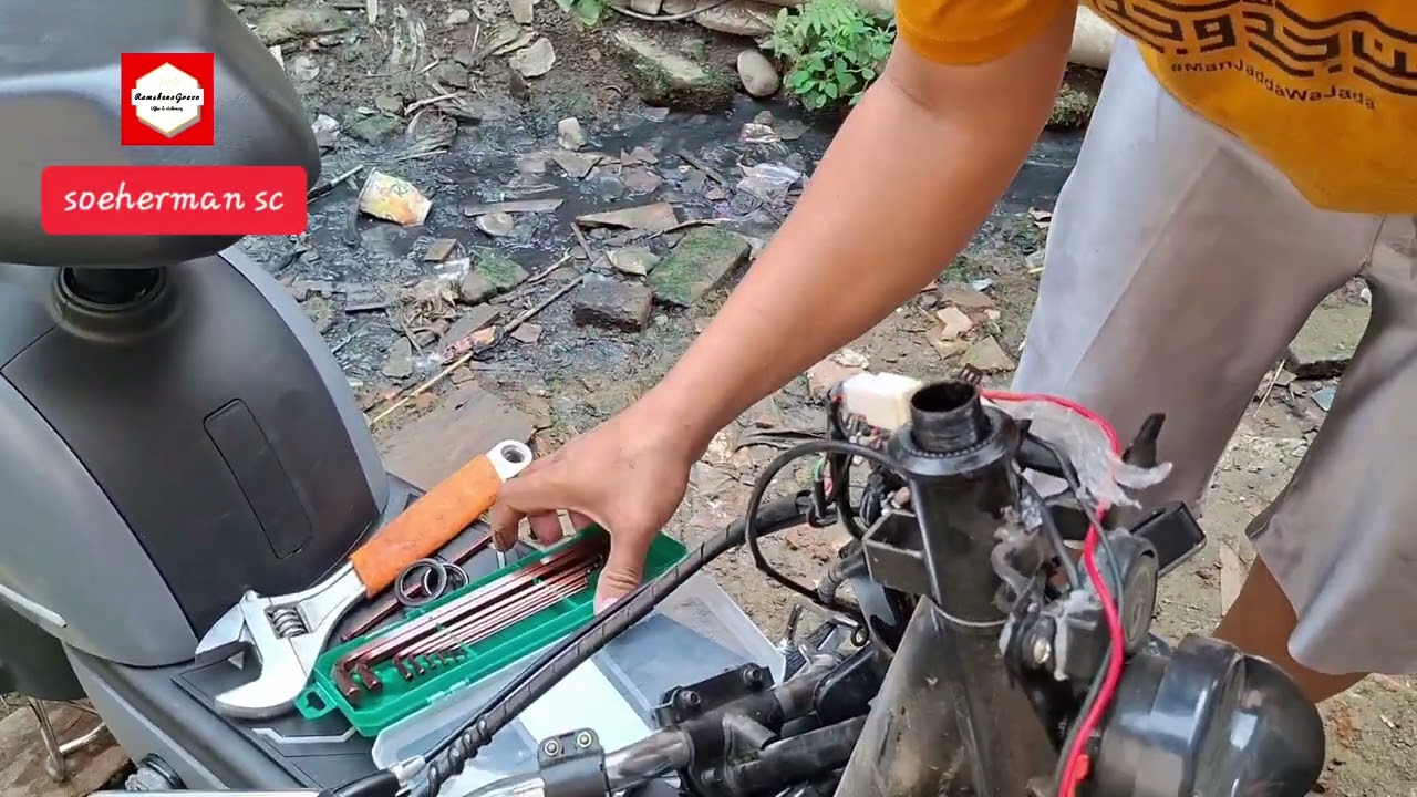 Ganti shockbreker depan sepeda listrik supaya  lebih empuk .PART 2