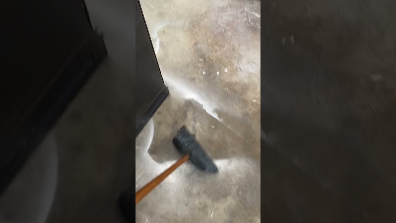 Nail Polish Remover remove spray paint off concrete