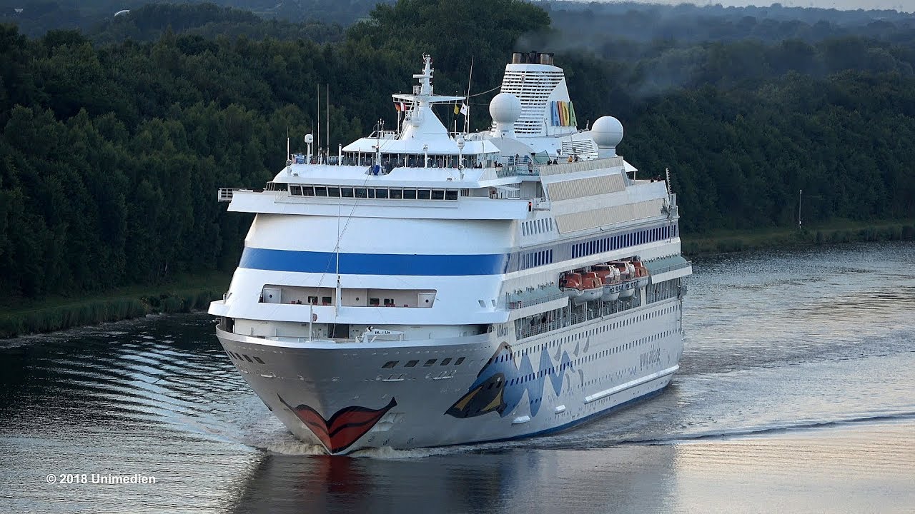 AIDAcara | spectacular amazing aerial views at Kiel Canal | 4K-Quality-Video