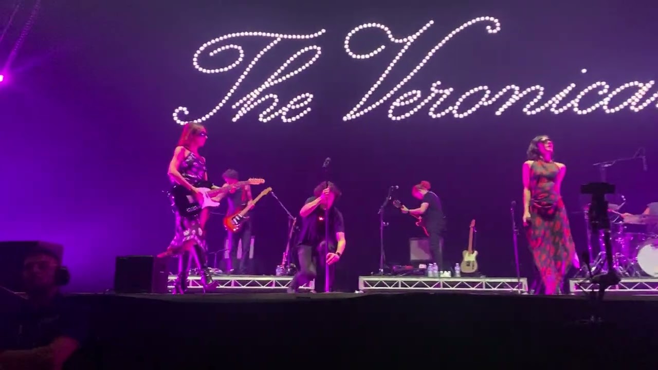 The Veronica’s AO Live 30/1/26 Take me on the floor 