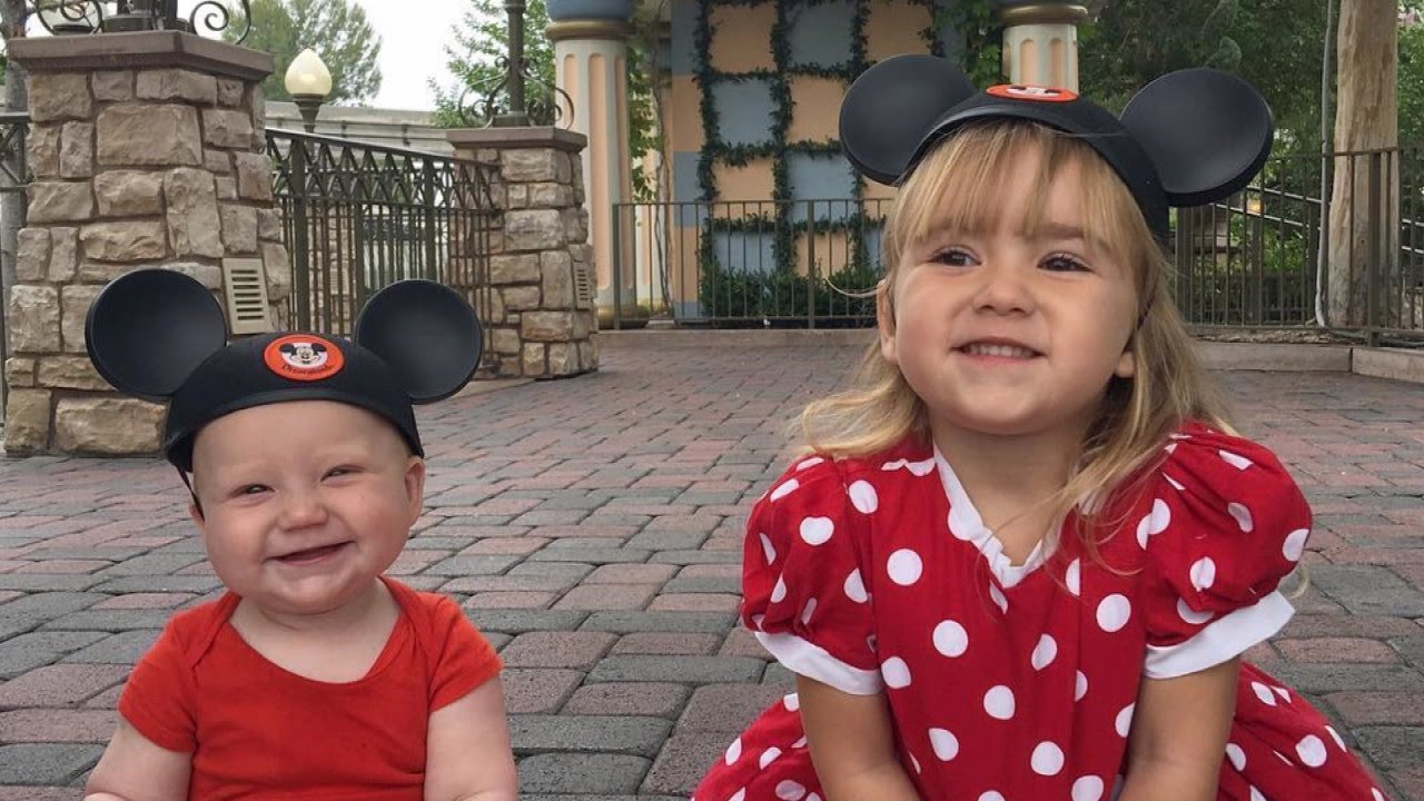 See The Incredible Costumes This Mom Made For Her Daughter To Wear At Disney