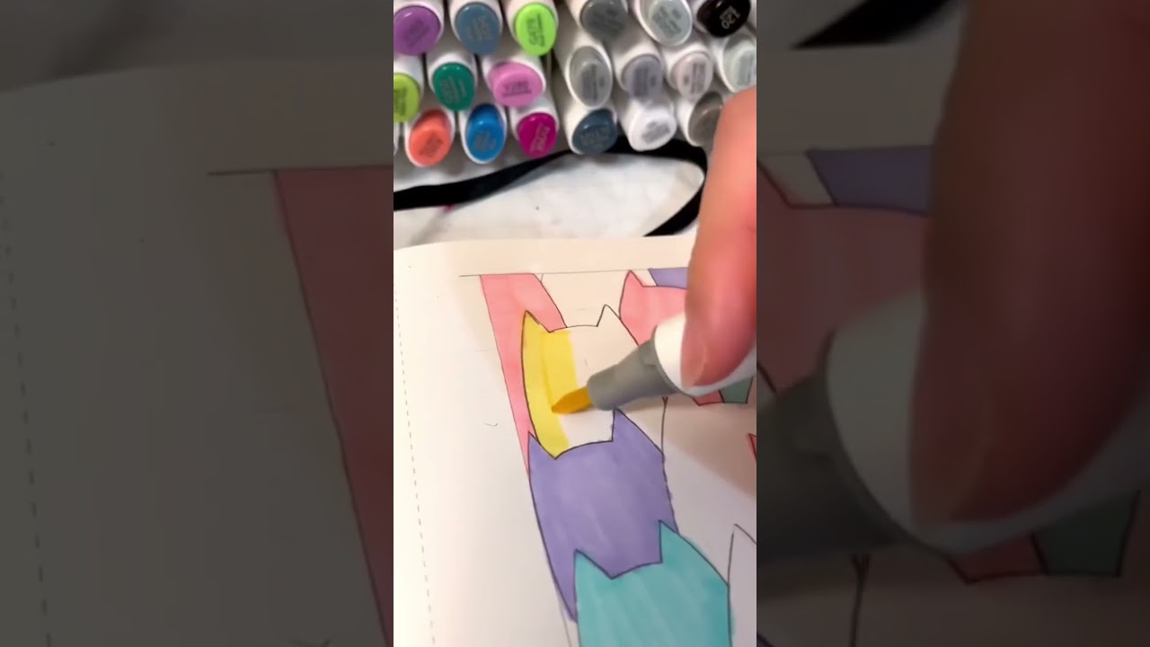Cute idea to fill your sketchbook 😺