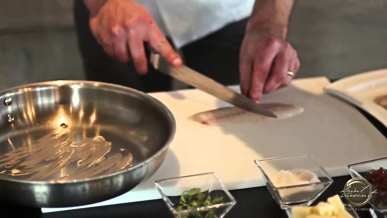 Millefoglie di spigola e carciofi con emulsione al burro bianco e maggiorana