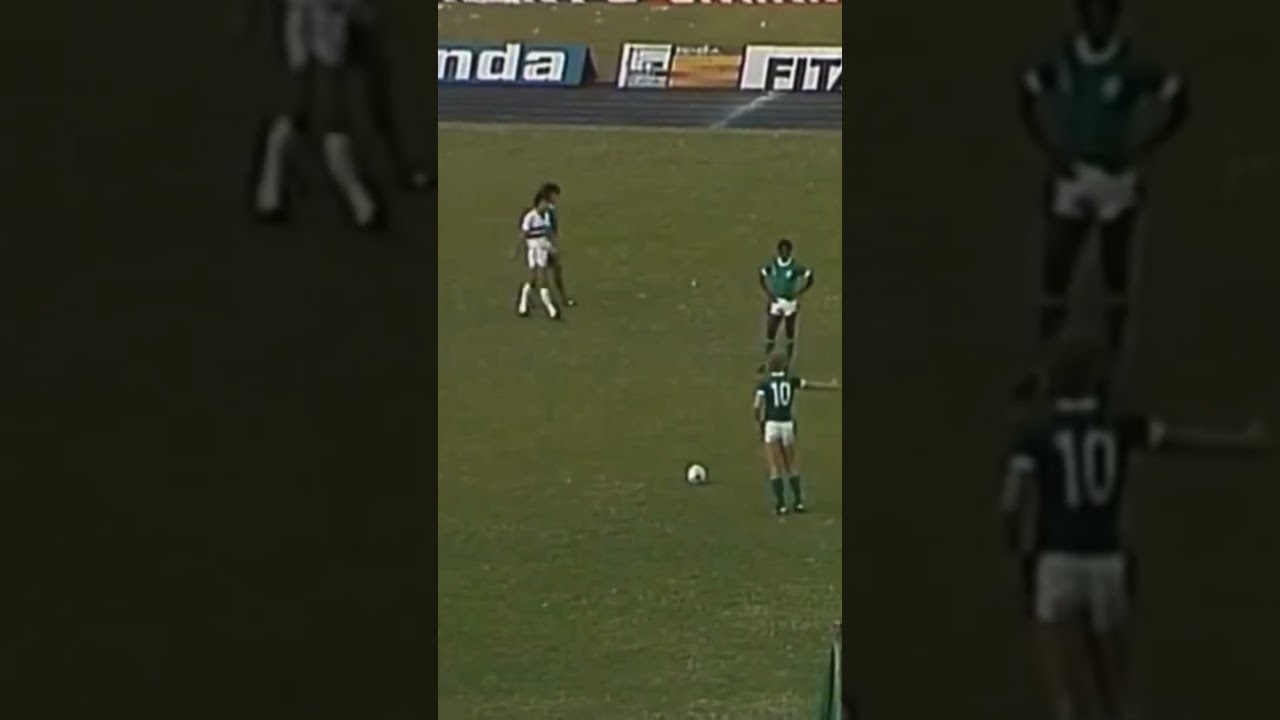 Que defesa do goleiro! Waldir Peres em 1979 pelo S&atilde;o Paulo #goleiro #saopaulo #tricolorpaulista