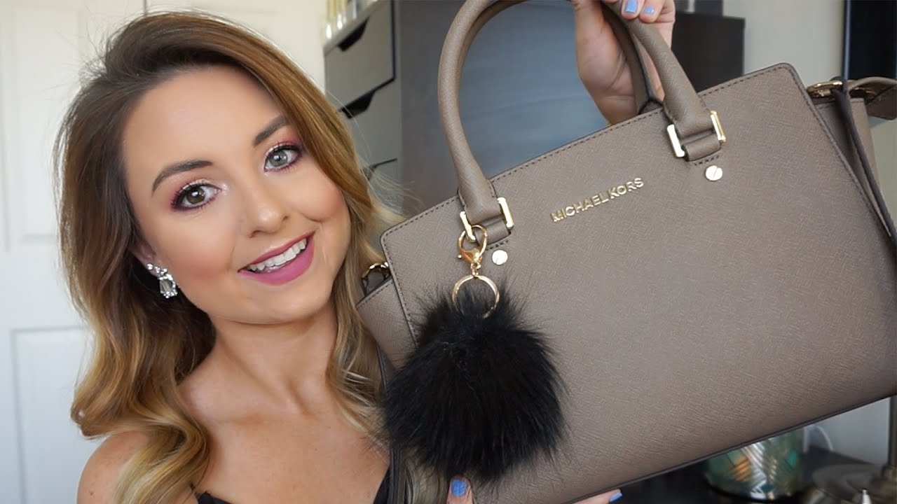 What's In My Bag!?
