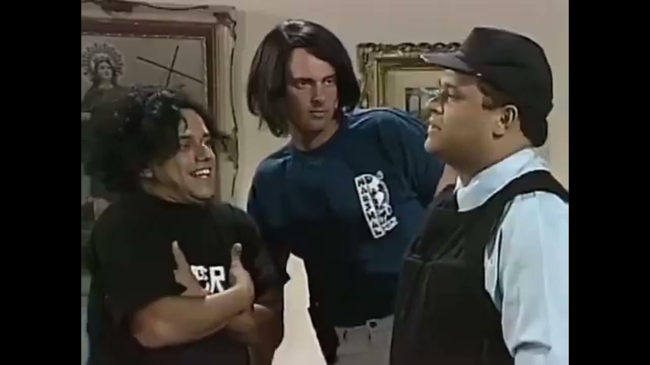 Los Wuaperos en el museo 😂🤣 radio Rochela 😀