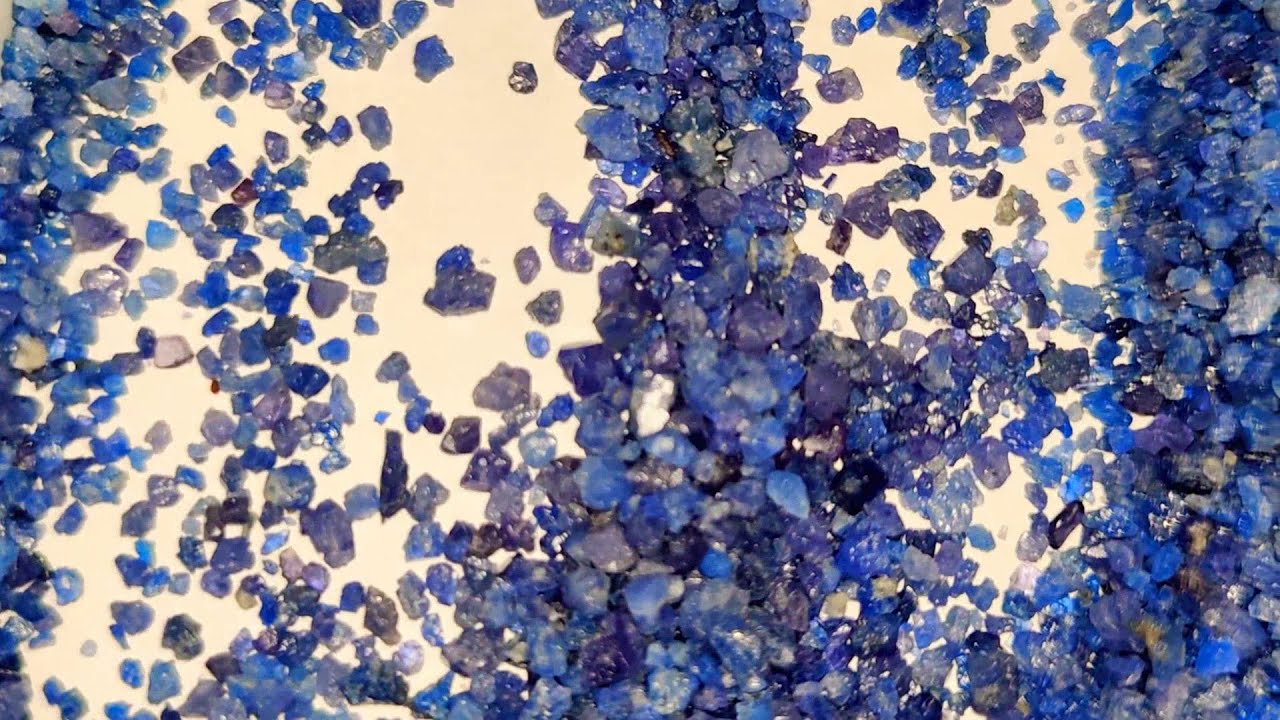 COBALT BLUE SPINEL Under UV Light