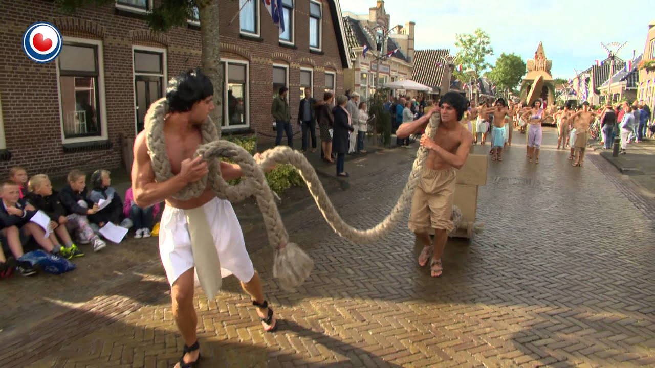 65e Allegorische optocht in Sint Nicolaasga