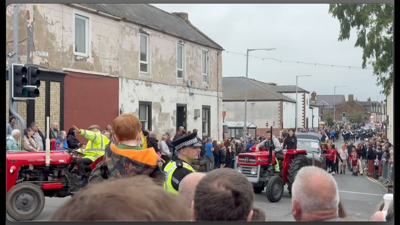 Annan ROM Fish Cross Parade 1gtritchie5