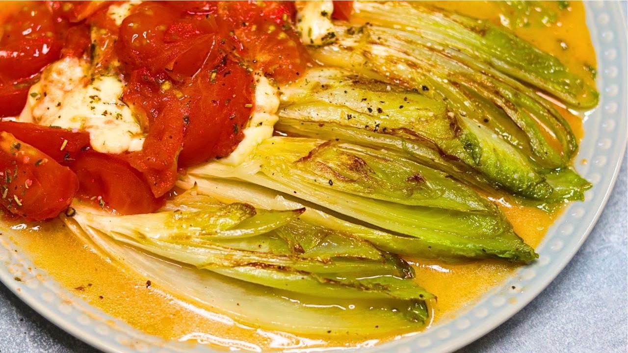 Chicorée Gemüse mal anders: Gebratener Chicorée mit Tomate und Mozzarella ist schnell einfach lecker