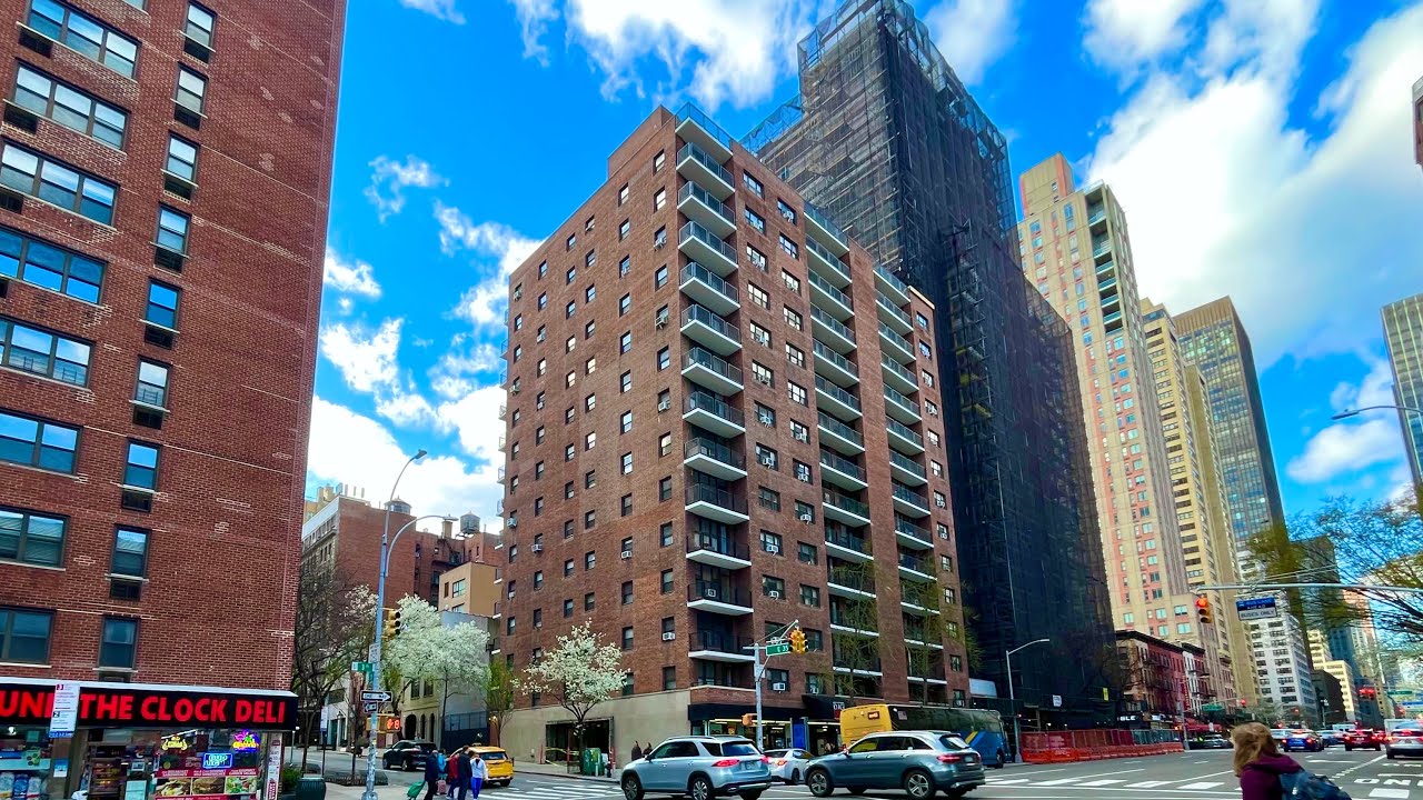 Murray Hill Living: Tour This 1BR + Balcony | Postwar Doorman Building | E 35th 11I | The Lost Boy