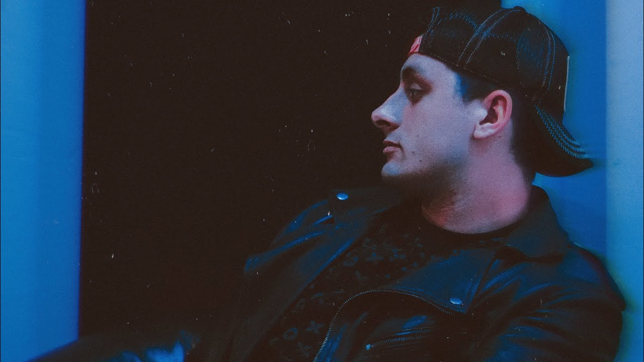 Joey More - 85 Degrees Fahrenheit (Official Music Video by DeboMadeIt)
