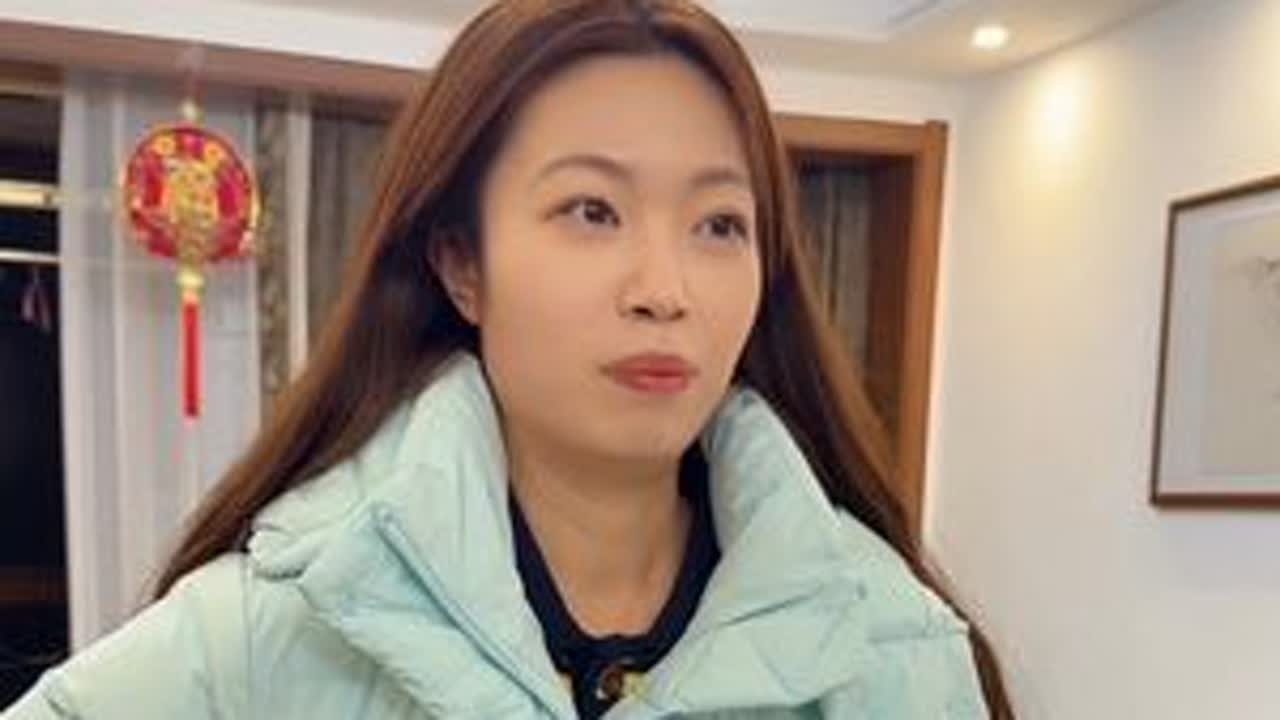 又到周末了，我家俩孩都休息了#家庭日常 #夫妻 #家有女孩