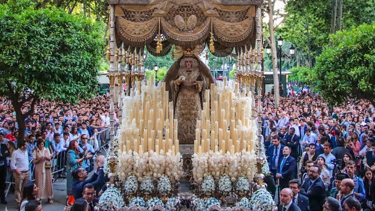 Virgen de los Ángeles en el Ayuntamiento - Completo | Coronación 2019