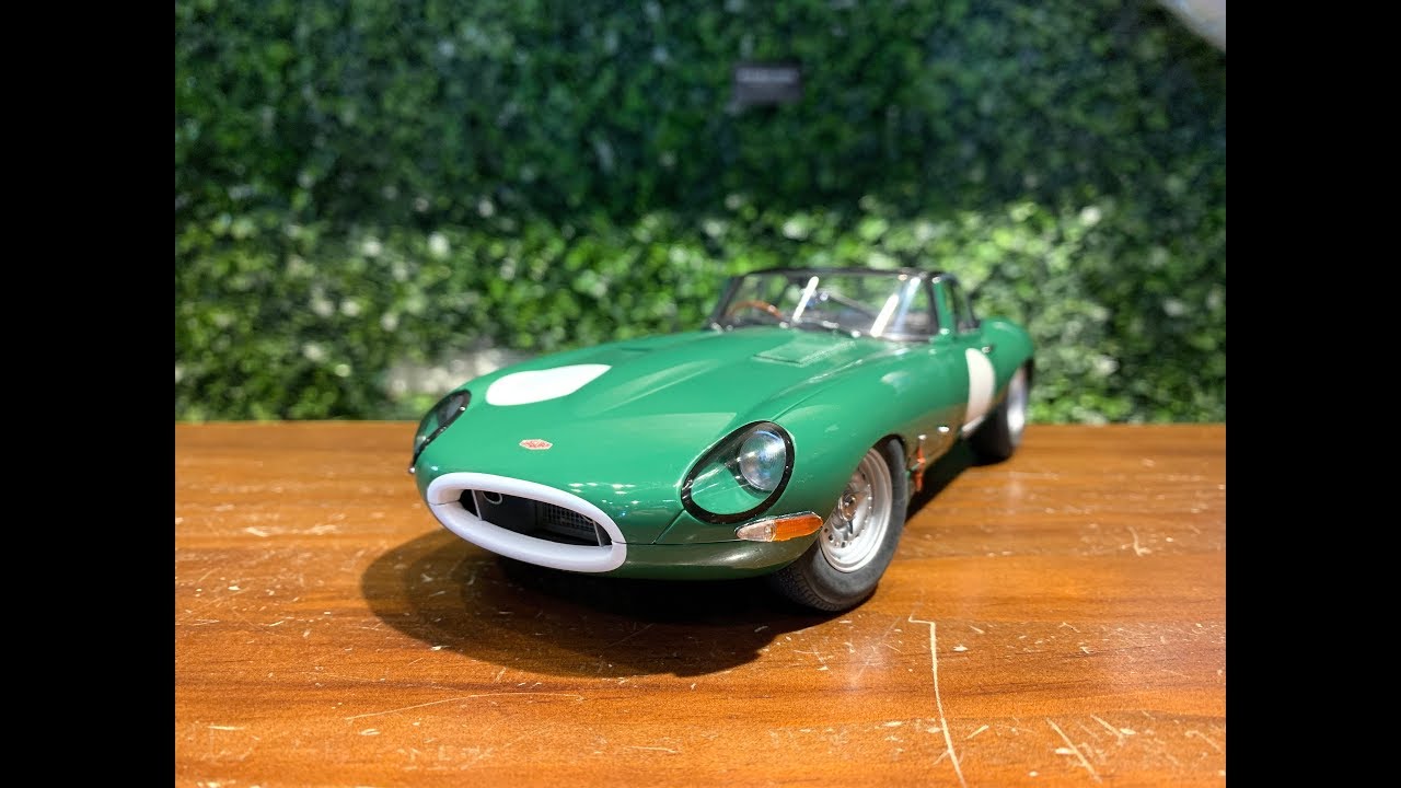 1/18 AUTOart Jaguar E-Type Light Weight 73649