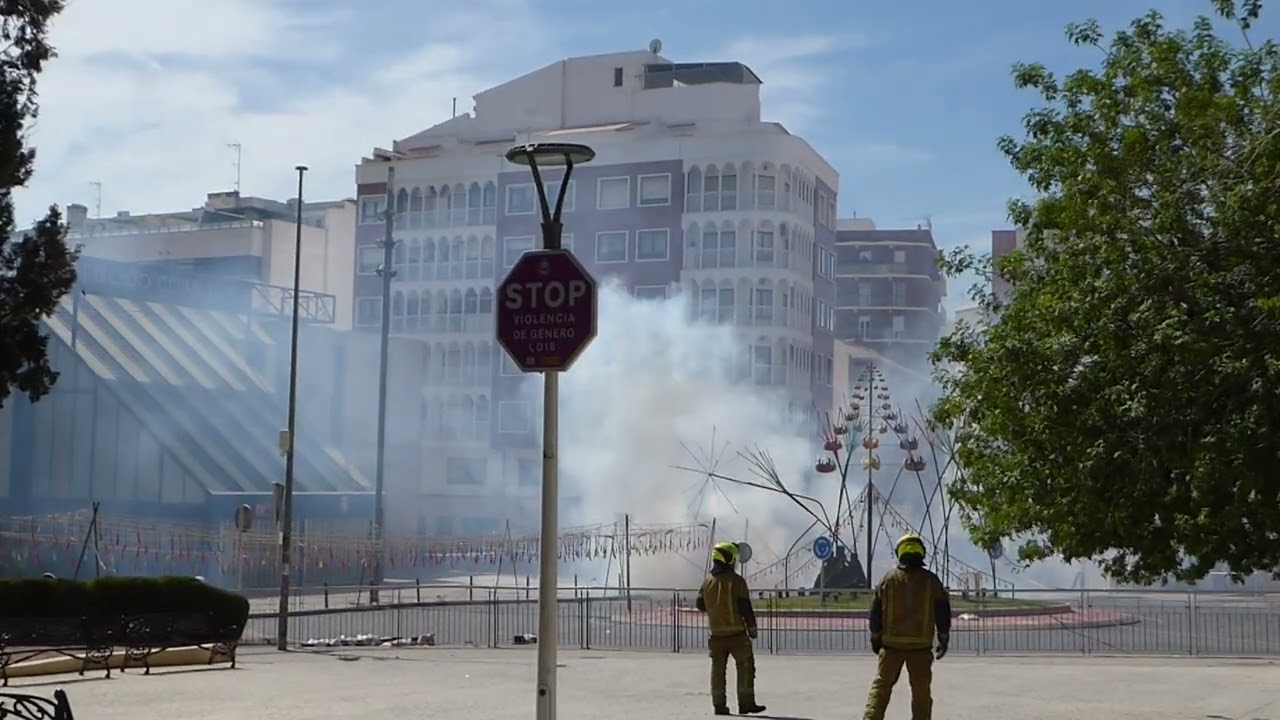 Fallas de Elda 2025 - Mascletà 28 septiembre