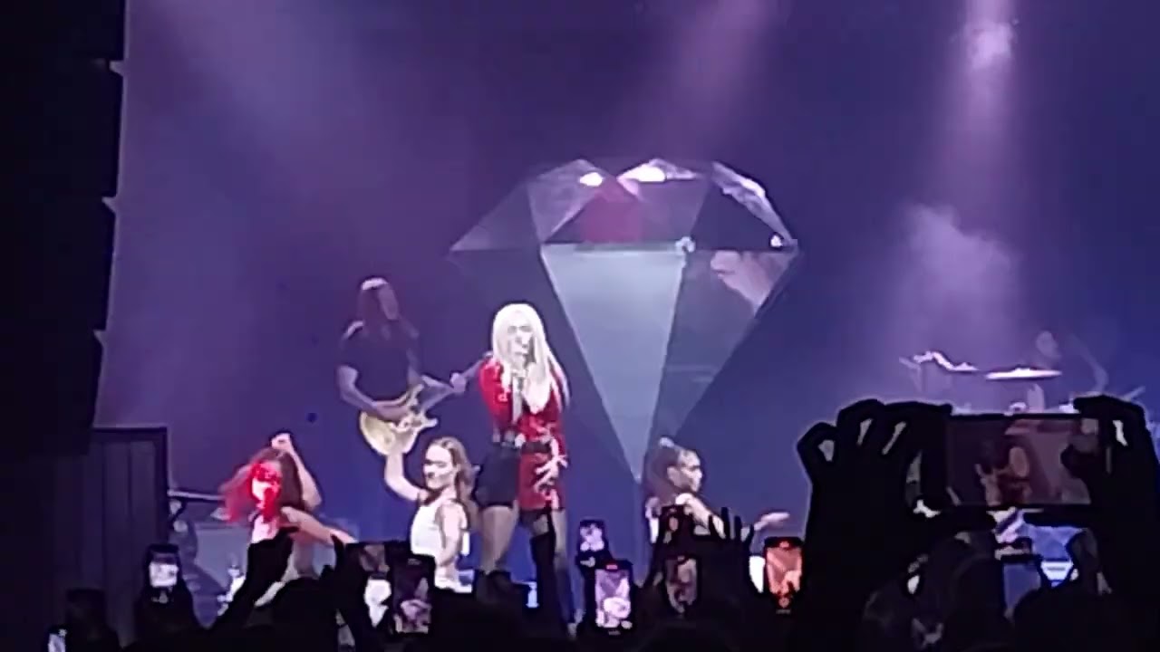 Ava Max - The Motto - On Tour (Finally) - 15/05/2023 - Milano