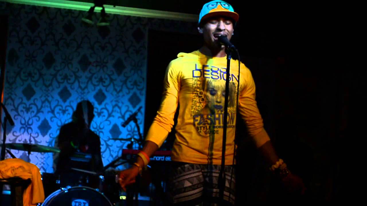 Durand Bernarr @ LIV Nightclub 05.01.2013