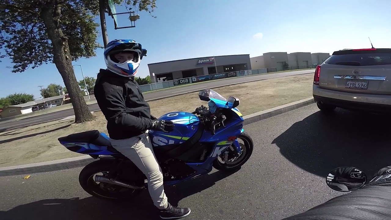 Undercover Cops | GSXR 750 plays with Mustang | Local Vlogger Spotlight