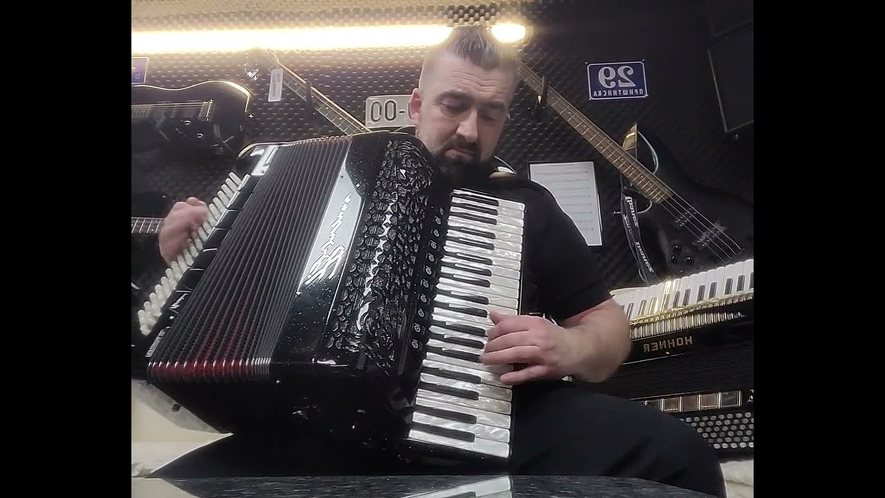 U Stambolu na bosforu na Borsini K10 Vienna Compakt plus
