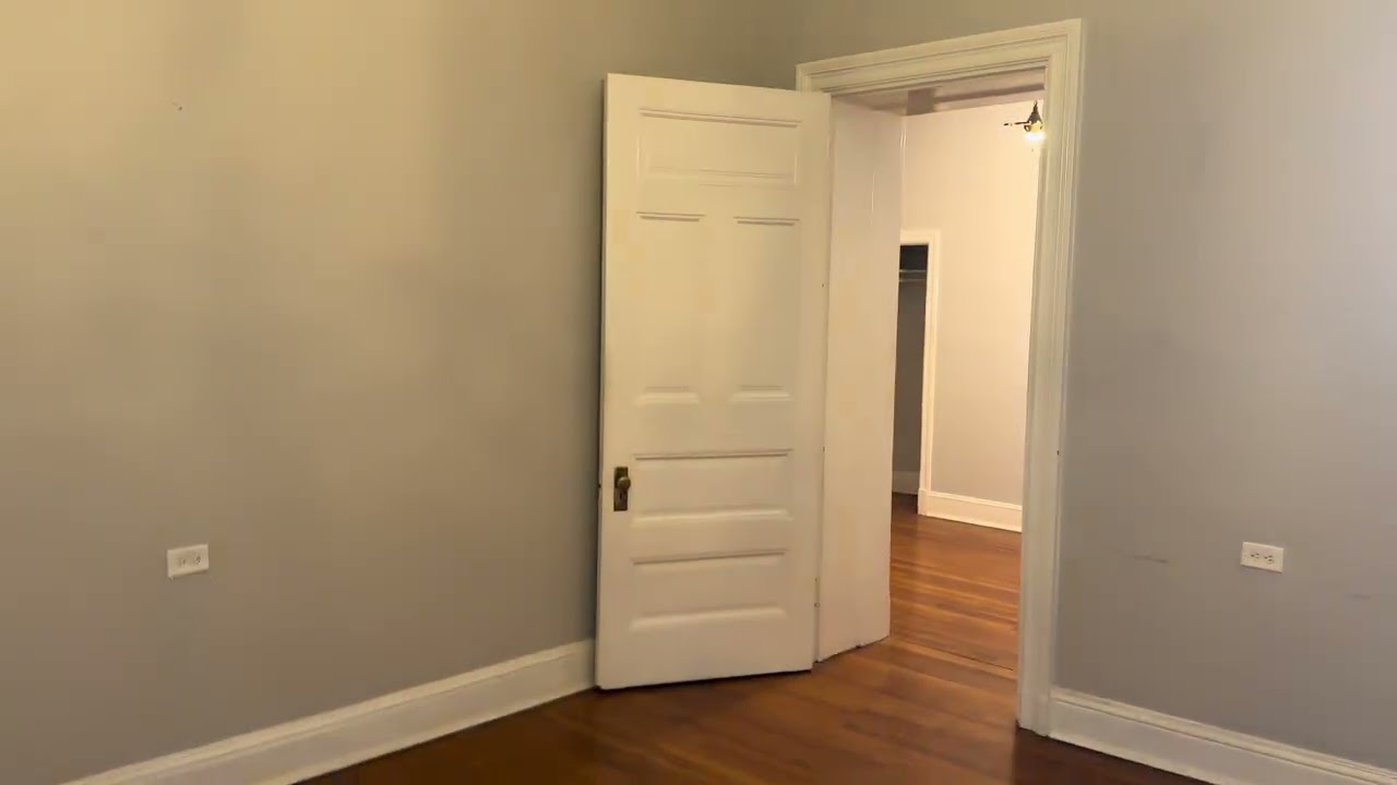 16 W Mount Vernon Pl 2B tour