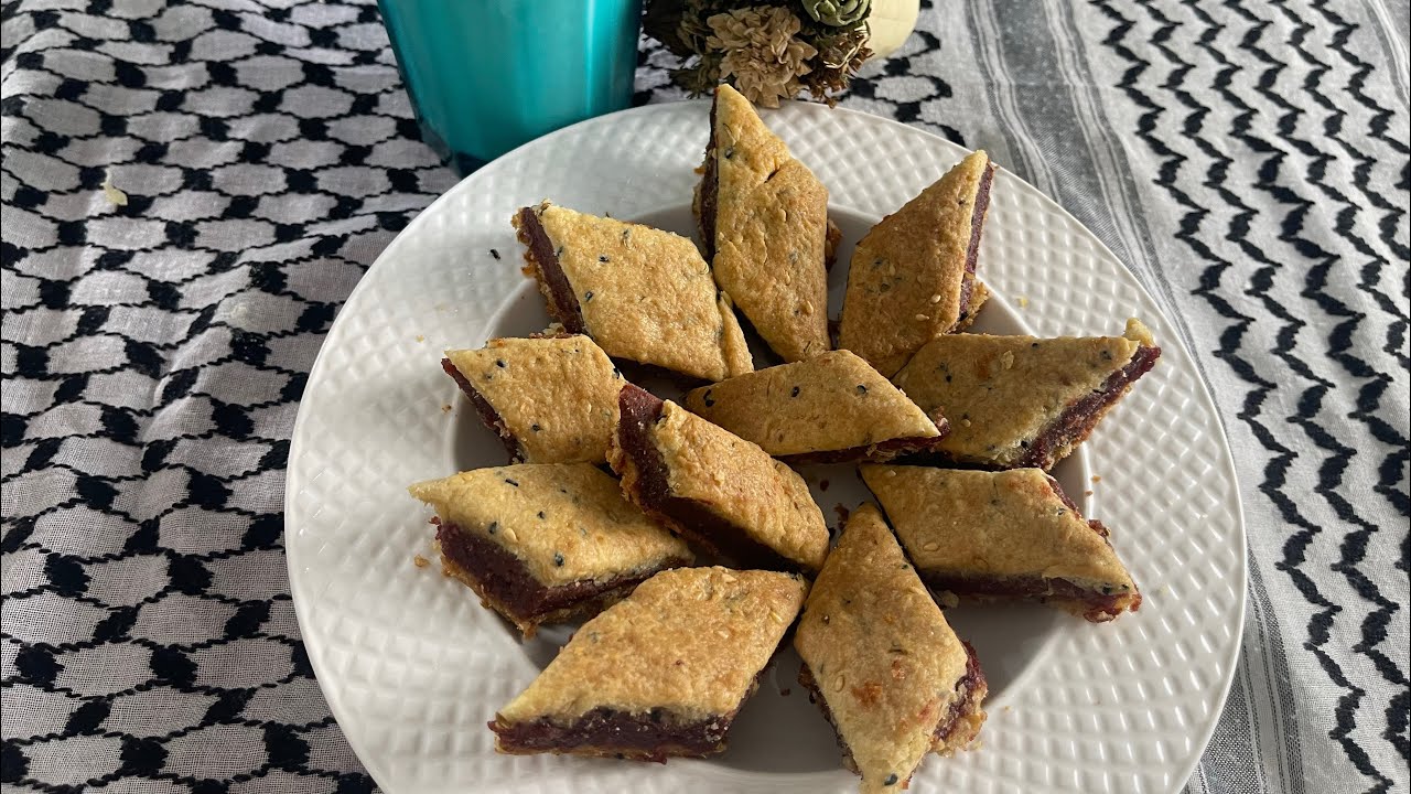 طريقة عمل معمول التمر الهش في البيت بخطوات بسيطه Maamoul“   Soft Date Cookies at Home”