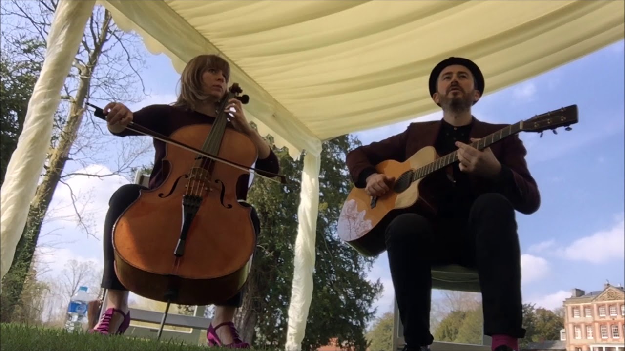 The Difference (acoustic duo) at Ardington House