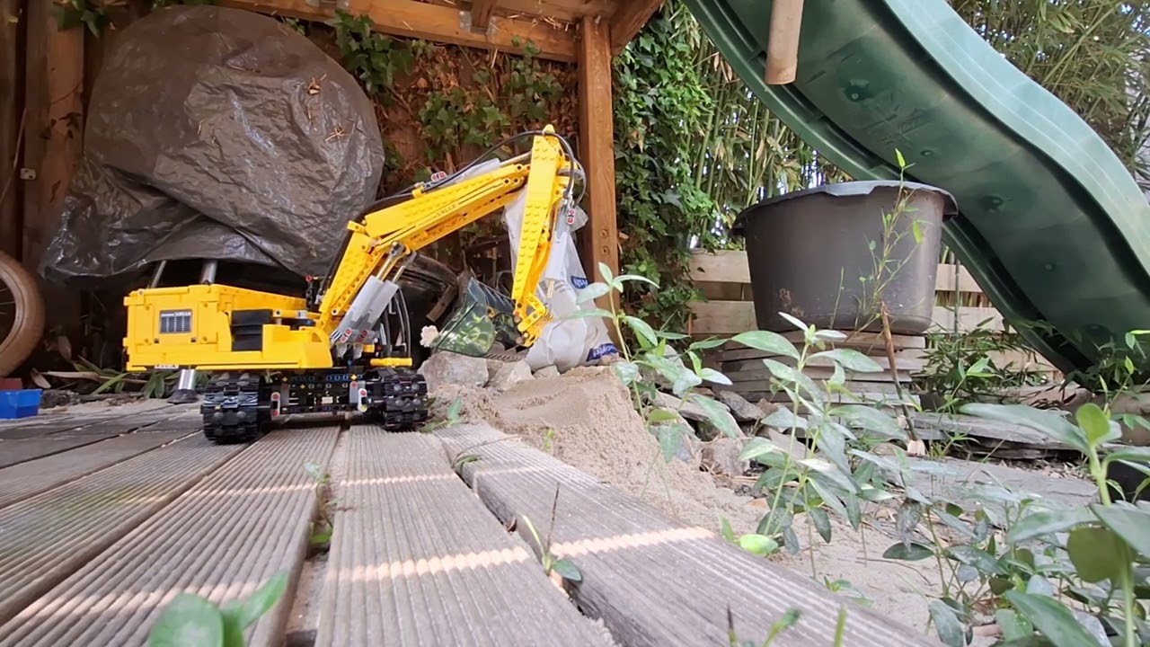 Mould King 13112 Digging Sand