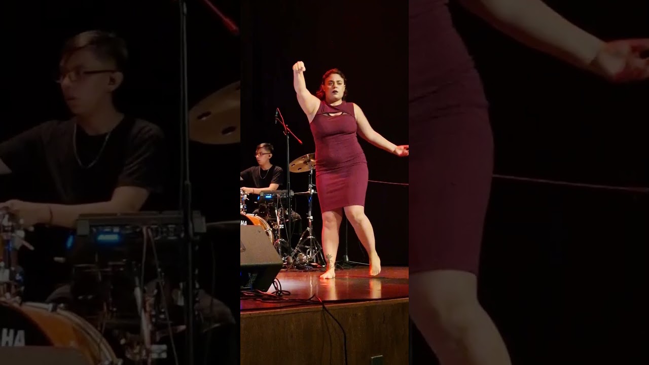 Jen Totk en vivo en Intersecciones! #performance #feamaleartist #musician