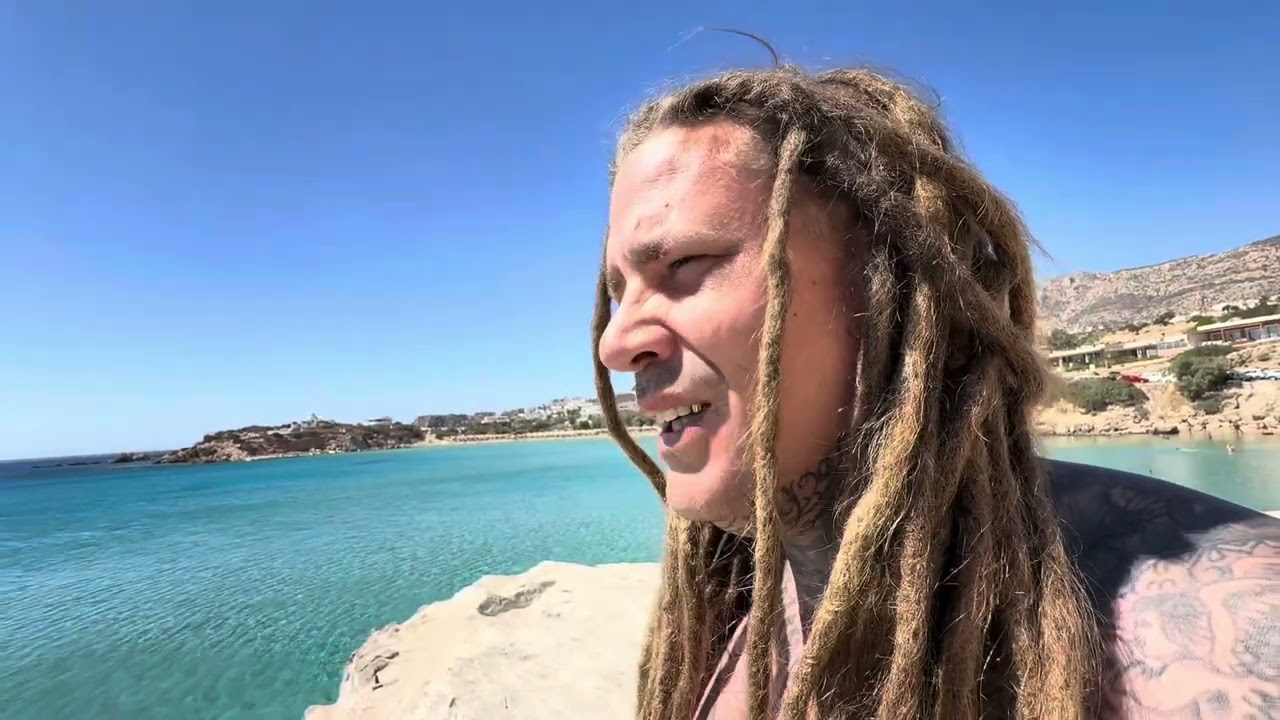 ZEE VISSEN VANAF DE KANT KARPATHOS SPECIAL (GRIEKENLAND)