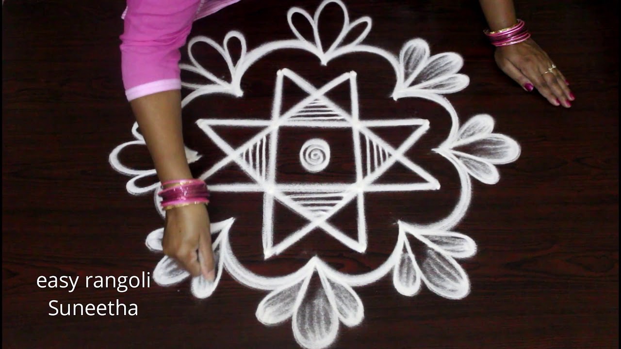 Cute n small rangoli arts by Suneetha || easy kolam || latest muggulu designs with dots