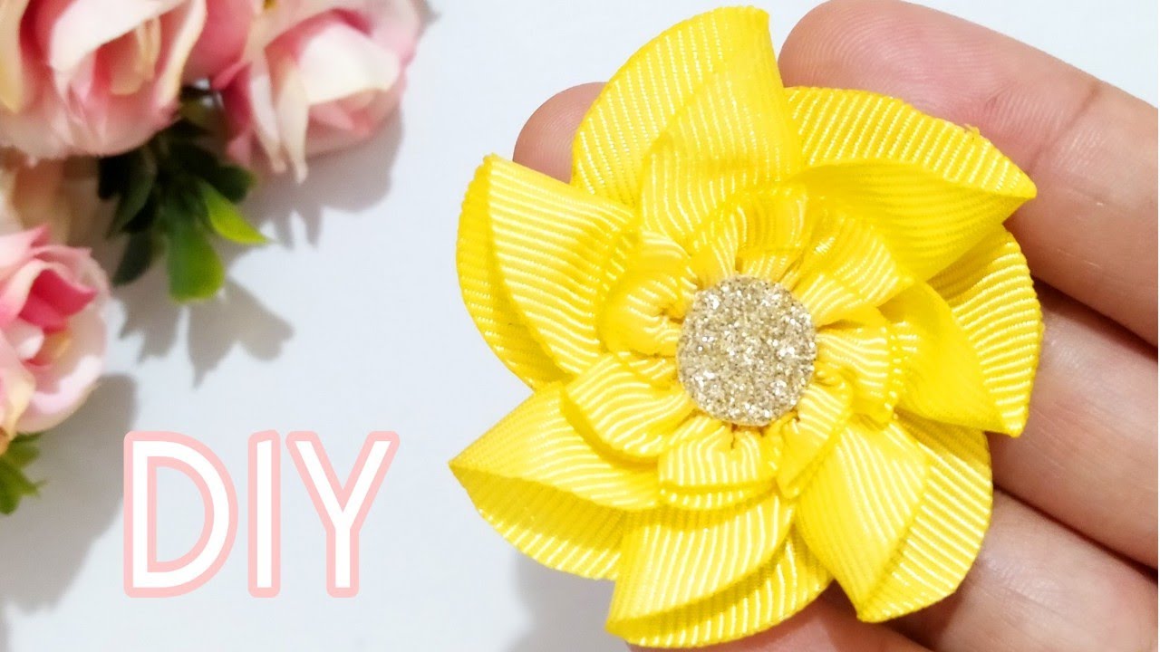 DIY - FLOR LINDA E FÁCIL - BEAUTIFUL EASY FLOWER - Aline Soeiro