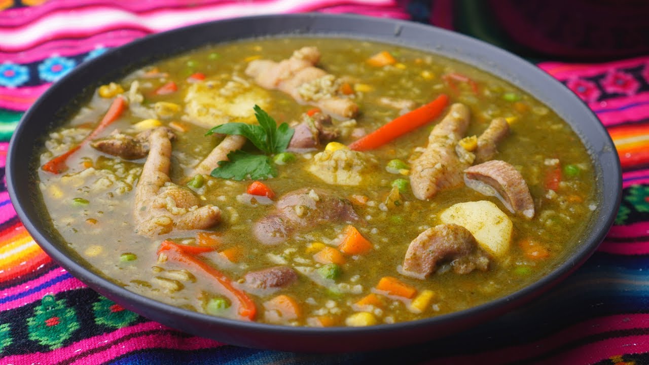 AGUADITO de POLLO Peruano con MENUDENCIAS