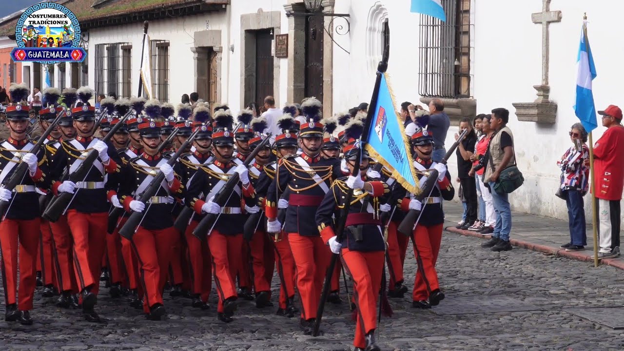 DESFILE DE INDEPENDENCIA , 15 DE SEPTIEMBRE. La Antigua Guatemala