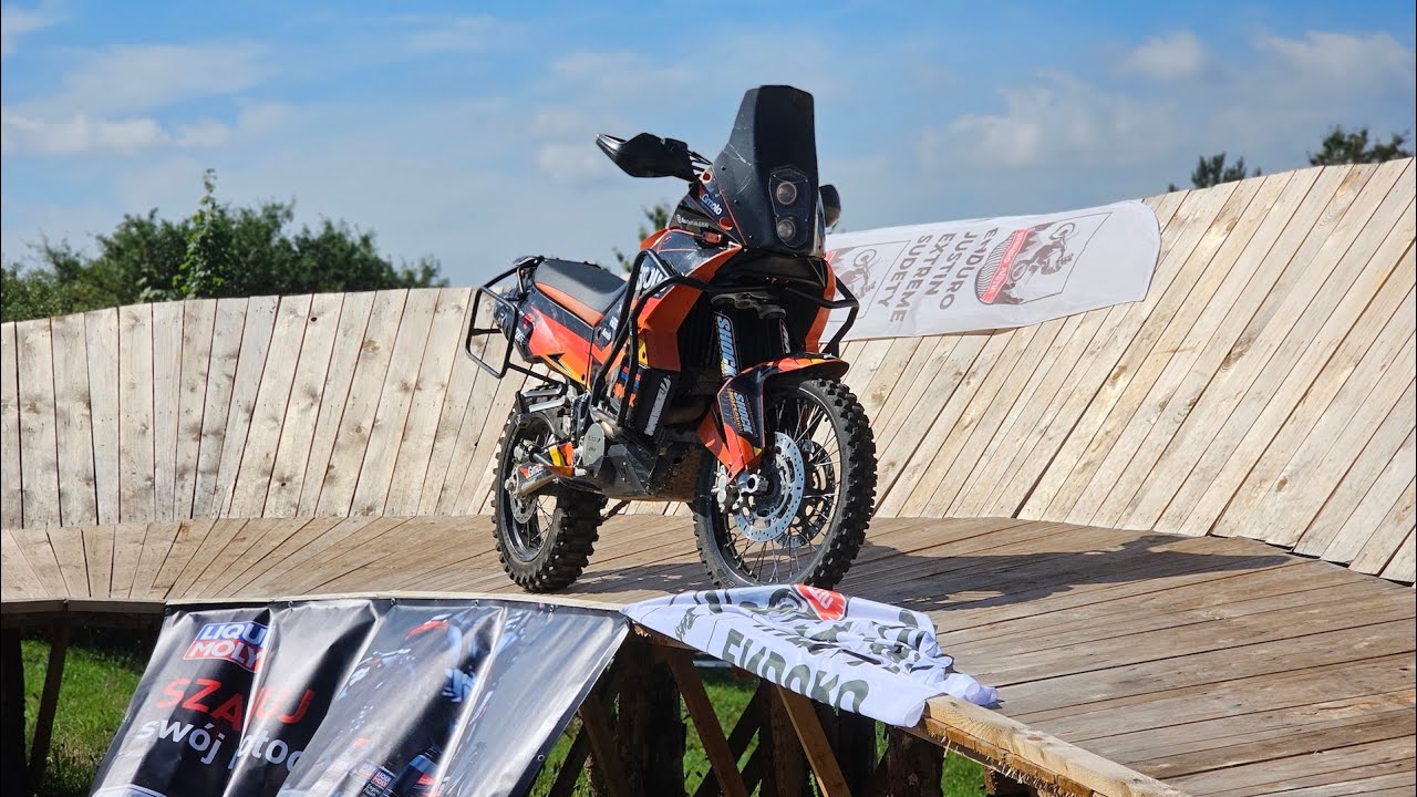 NAJLEPSZY, CIĘŻKI, TERENOWY MOTOCYKL KLASY ADVENTURE!  - KTM 990 ADVENTURE  i moja Szczera OPINIA!