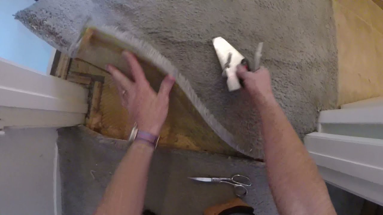 Unedited carpet repair: re-stretch hall/brm